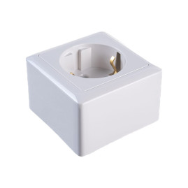 ХИТ О/У РОЗЕТКА с заземлением без шторок 16А, 250В, БЕЛЫЙ. Россия