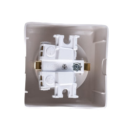 ХИТ О/У РОЗЕТКА с заземлением без шторок 16А, 250В, БЕЛЫЙ. Россия